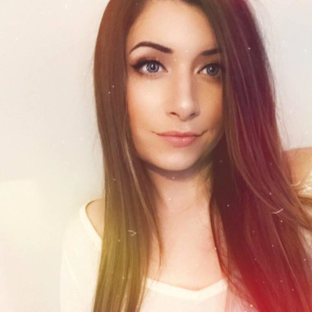 Meet your Posher, Alexandra